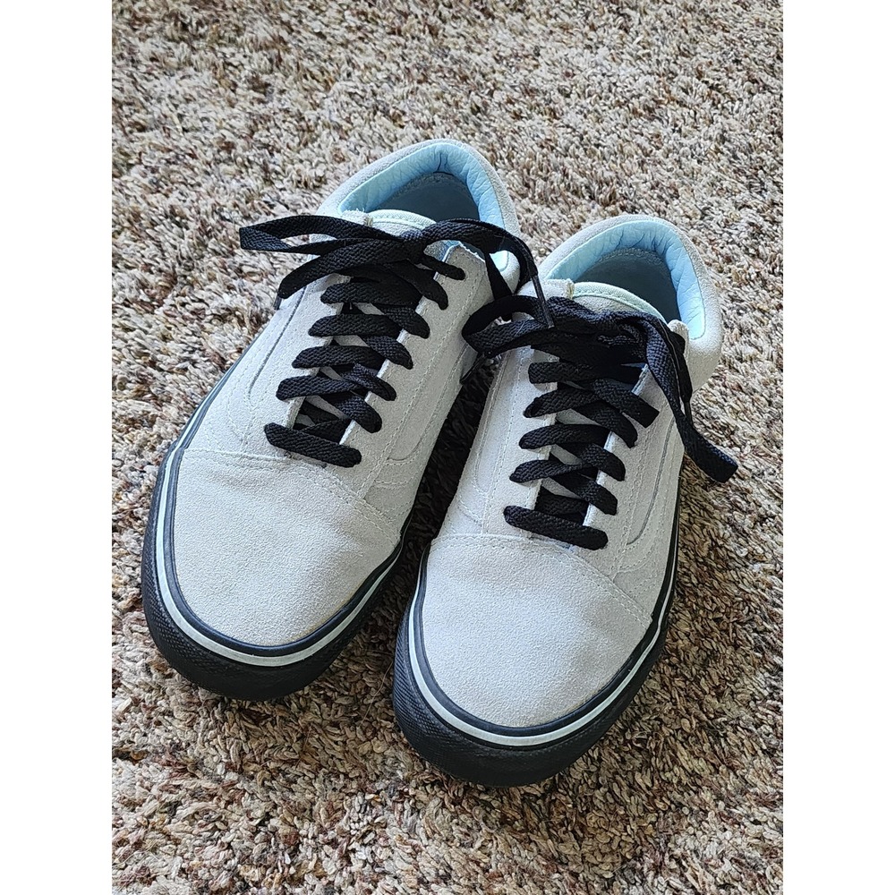 Vans Old Skool Pig Suede Gray Black Sole Low Top NWOT Women 7 / Men 5.5